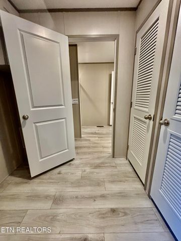 2101 Mccalla Ave, Knoxville, TN 37915