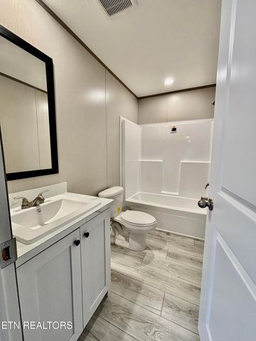 2101 Mccalla Ave, Knoxville, TN 37915