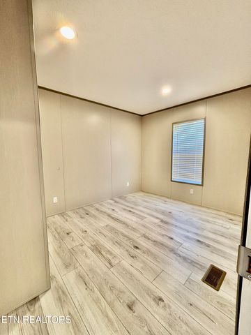 2101 Mccalla Ave, Knoxville, TN 37915