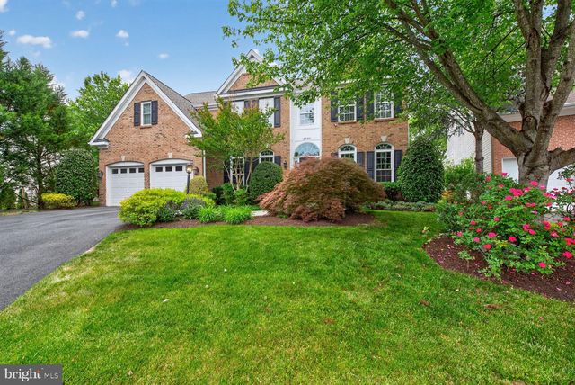 2795 MIDDLETON FARM CT, Herndon, VA 20171