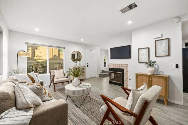 21174 Gladiolos, Lake Forest, CA 92630