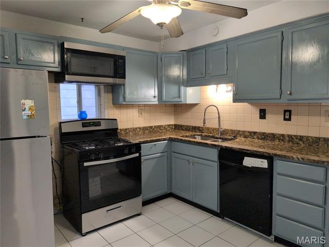 808 Arline Avenue, Ferguson, MO 63135