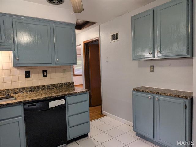 808 Arline Avenue, Ferguson, MO 63135