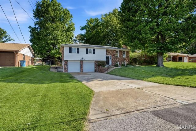 7061 Aliceton Avenue, Affton, MO 63123