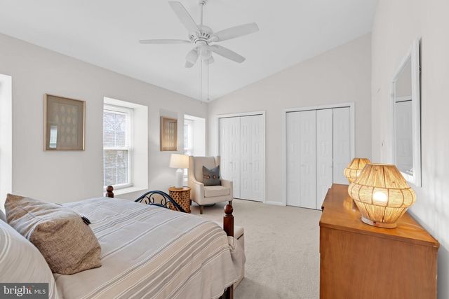 6163 GREEN HOLLOW CT, Springfield, VA 22152