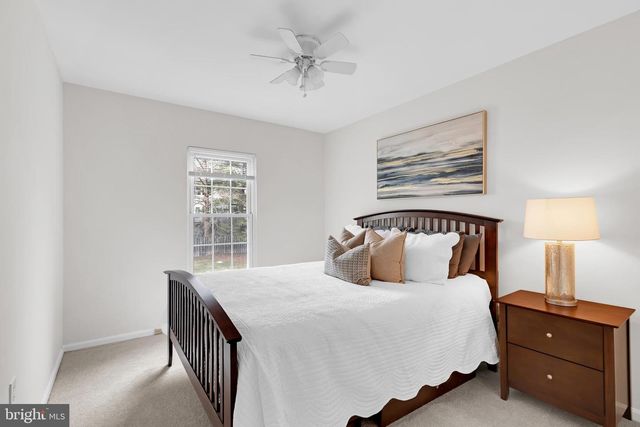 6163 GREEN HOLLOW CT, Springfield, VA 22152