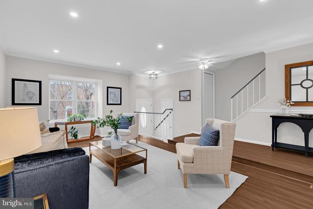 6163 GREEN HOLLOW CT, Springfield, VA 22152