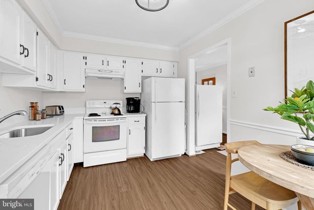 6163 GREEN HOLLOW CT, Springfield, VA 22152