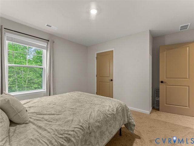 6636 Whisperwood Dr, North Chesterfield, VA 23234