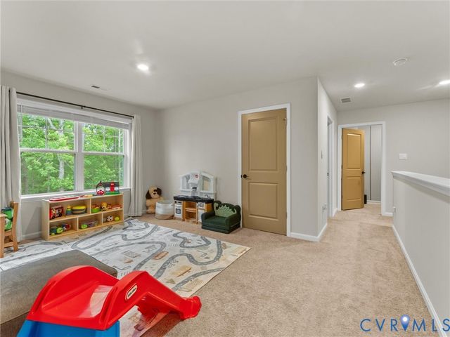6636 Whisperwood Dr, North Chesterfield, VA 23234