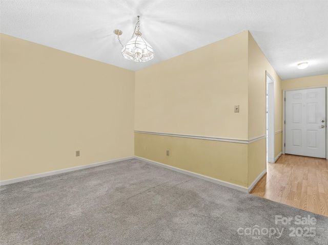 1203 Abbey Circle, Asheville, NC 28805