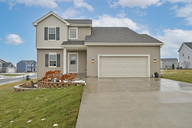 W1171 Meadowsweet PASS, Ixonia, WI 53036