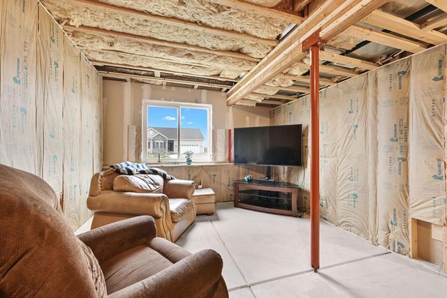 W1171 Meadowsweet PASS, Ixonia, WI 53036