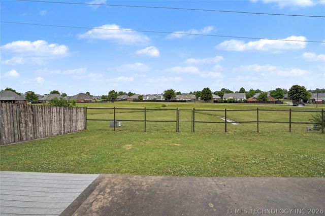 1603 W 119th Street S, Jenks, OK 74037