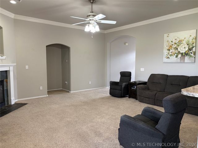 1603 W 119th Street S, Jenks, OK 74037
