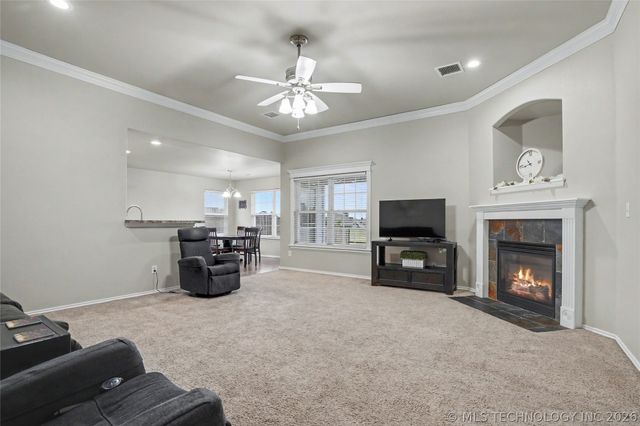 1603 W 119th Street S, Jenks, OK 74037