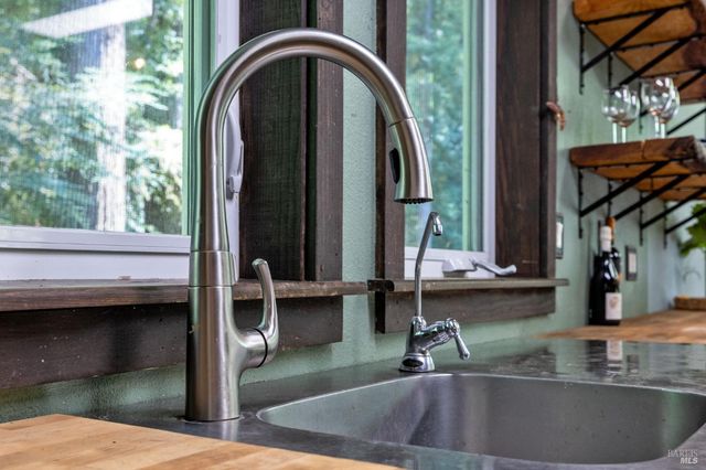 9935 Occidental Rd, Sebastopol, CA 95472