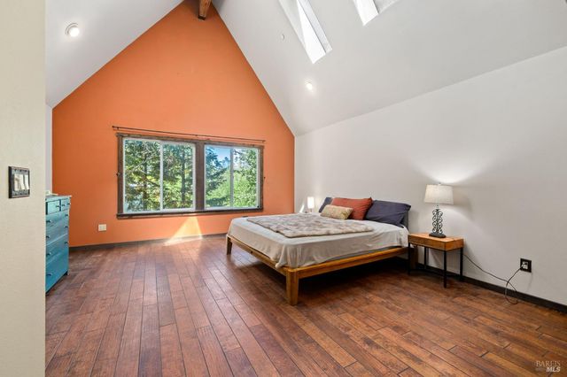 9935 Occidental Rd, Sebastopol, CA 95472