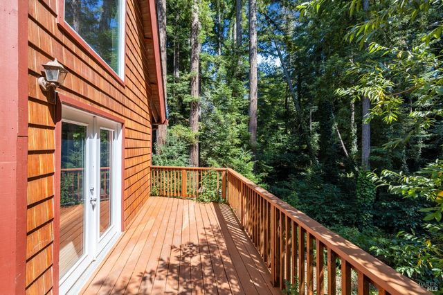 9935 Occidental Rd, Sebastopol, CA 95472