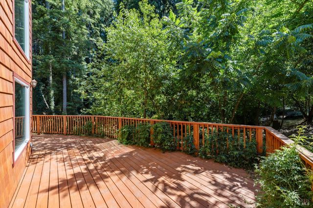 9935 Occidental Rd, Sebastopol, CA 95472