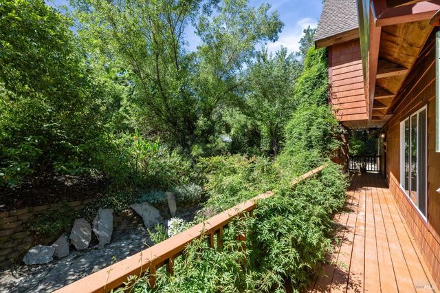 9935 Occidental Rd, Sebastopol, CA 95472