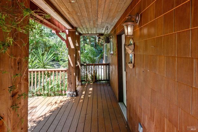 9935 Occidental Rd, Sebastopol, CA 95472