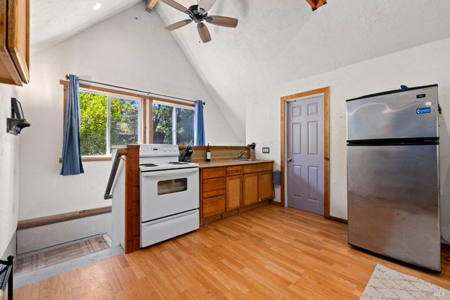 9935 Occidental Rd, Sebastopol, CA 95472