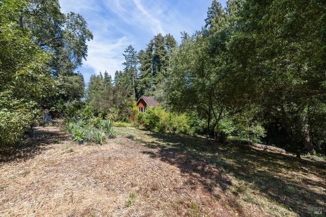 9935 Occidental Rd, Sebastopol, CA 95472
