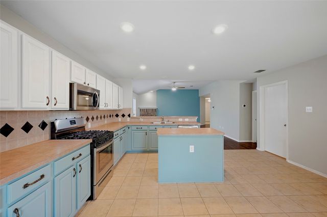 3518 Portsmouth Place, Sherman, TX 75092