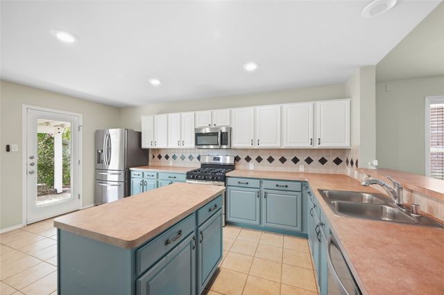 3518 Portsmouth Place, Sherman, TX 75092