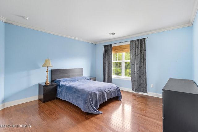1894 Charlton Circle, Toms River, NJ 08755