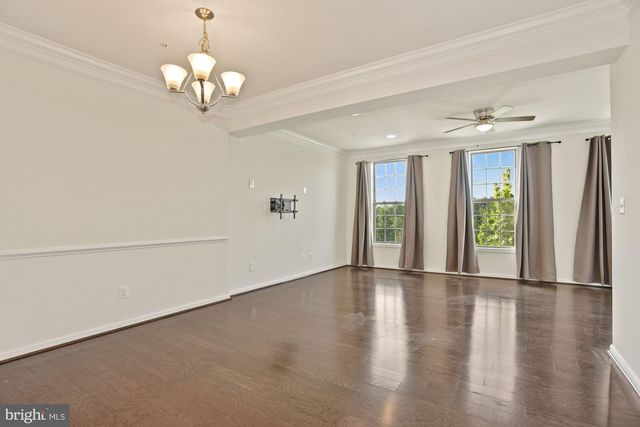 43176 WITHAM SQ, Ashburn, VA 20148