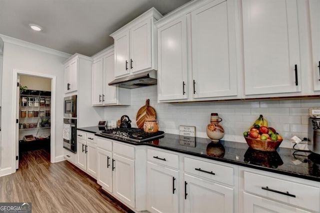 148 Logan Pass Drive, Loganville, GA 30052