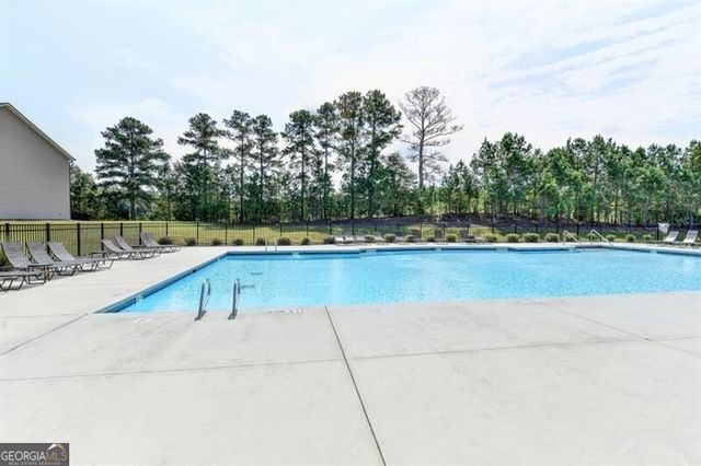 148 Logan Pass Drive, Loganville, GA 30052