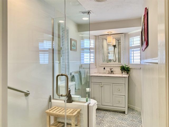 4904 27TH AVENUE W, Bradenton, FL 34209