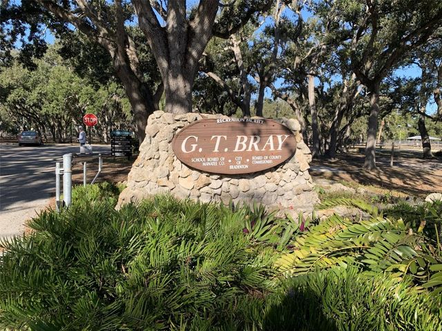 4904 27TH AVENUE W, Bradenton, FL 34209