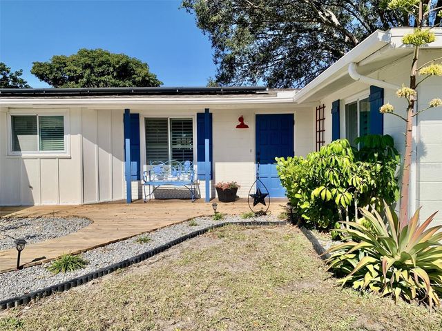 4904 27TH AVENUE W, Bradenton, FL 34209