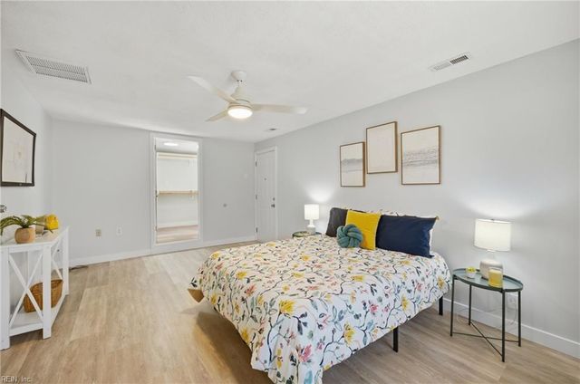 444 Bamboo LN, Virginia Beach, VA 23452