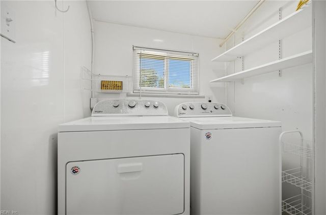 444 Bamboo LN, Virginia Beach, VA 23452