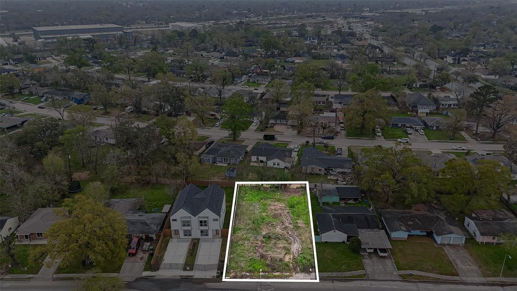 5224 Dewberry Street, Houston, TX 77021