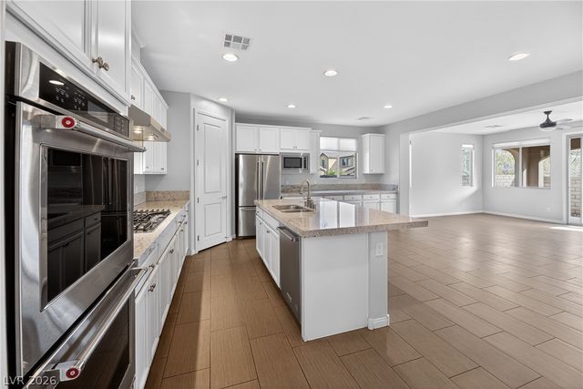 436 Trevinca Street, Las Vegas, NV 89138