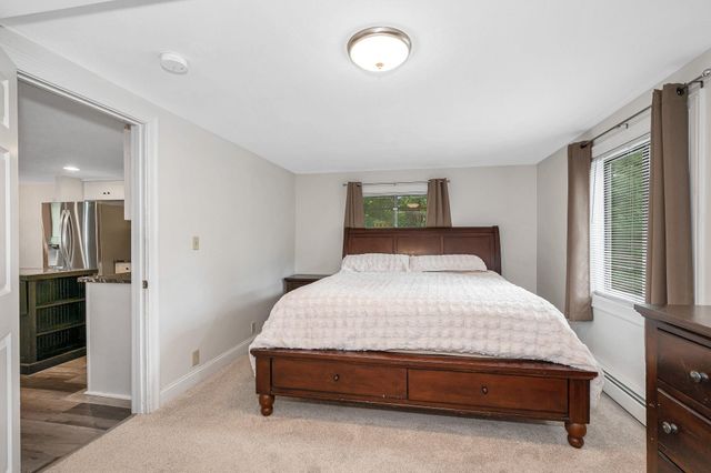 32 Honor Roll Road, Pelham, NH 03076