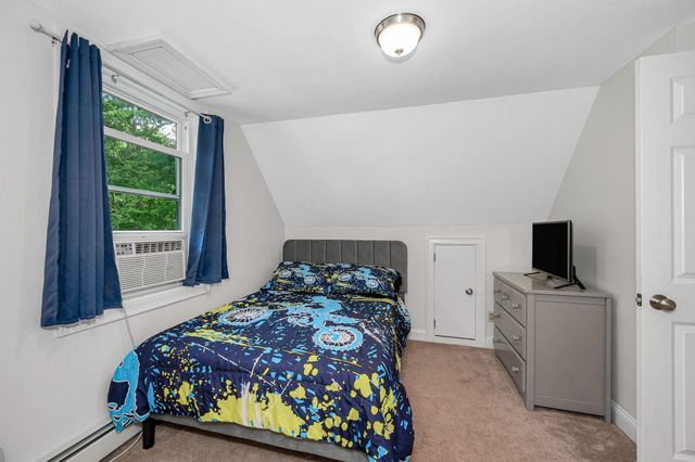 32 Honor Roll Road, Pelham, NH 03076