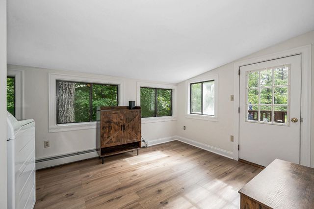 32 Honor Roll Road, Pelham, NH 03076