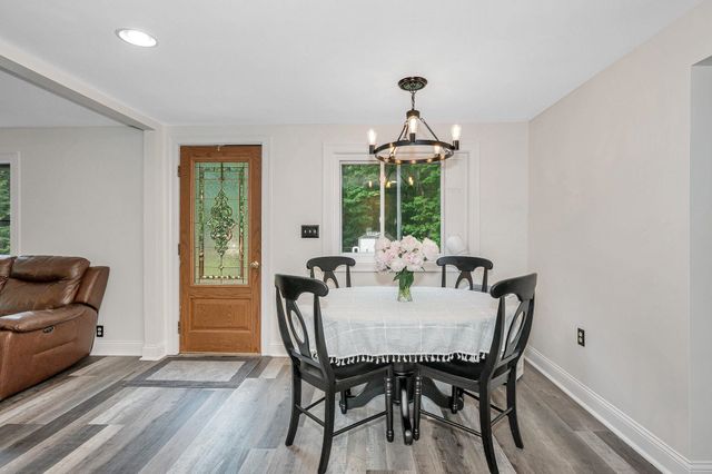 32 Honor Roll Road, Pelham, NH 03076
