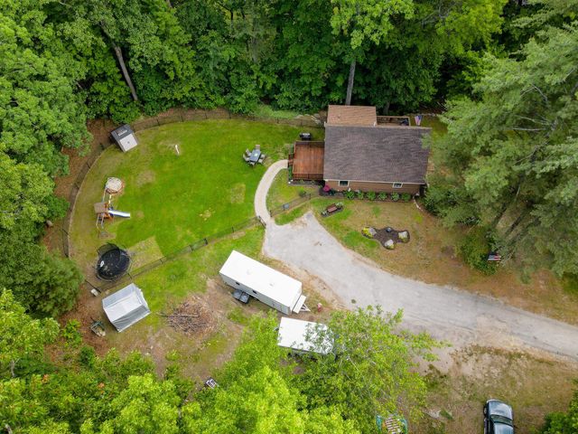 32 Honor Roll Road, Pelham, NH 03076