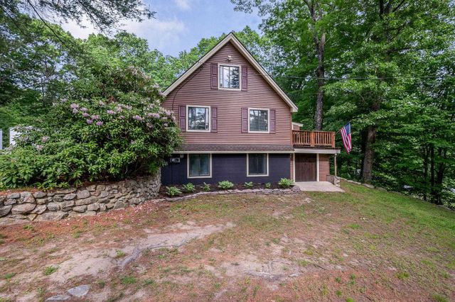 32 Honor Roll Road, Pelham, NH 03076