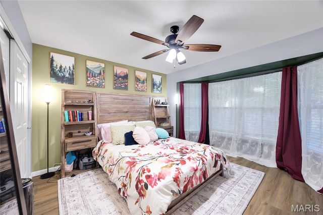 1511 Glenn Brooke Woods Circle, Ballwin, MO 63021