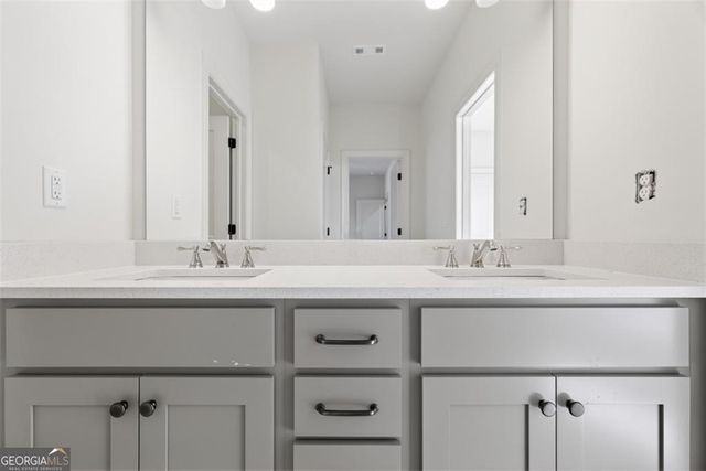 212 Suwanee Avenue, Suwanee, GA 30024