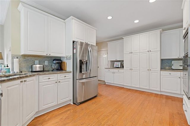 105 Dixter Close, Johns Creek, GA 30022